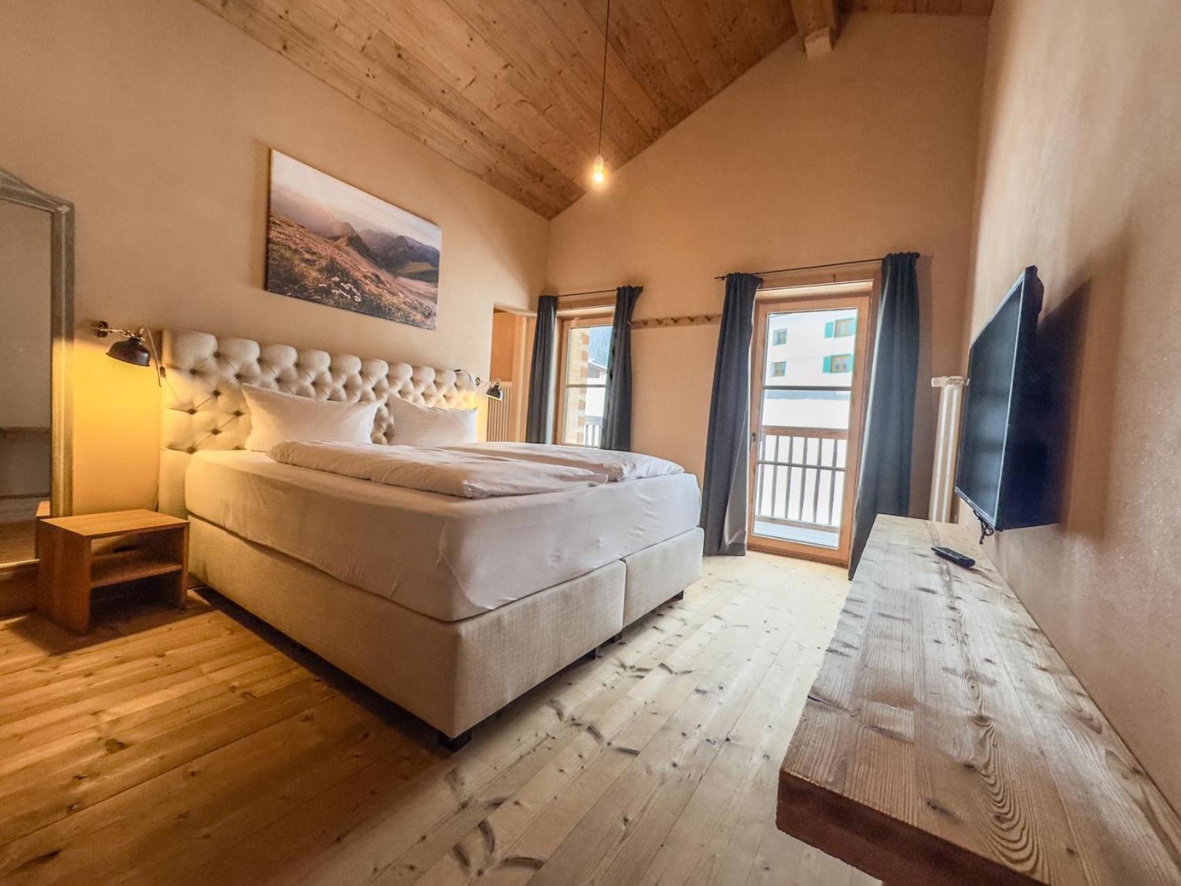 Alpen Select Lodge Kleinwalsertal リーツラーン エクステリア 写真
