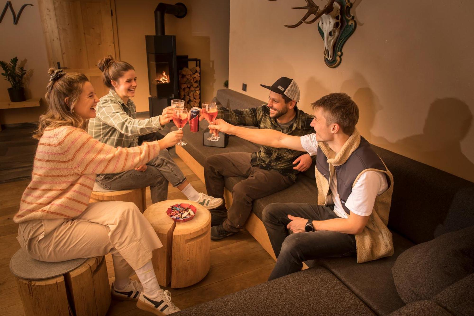 Alpen Select Lodge Kleinwalsertal リーツラーン エクステリア 写真